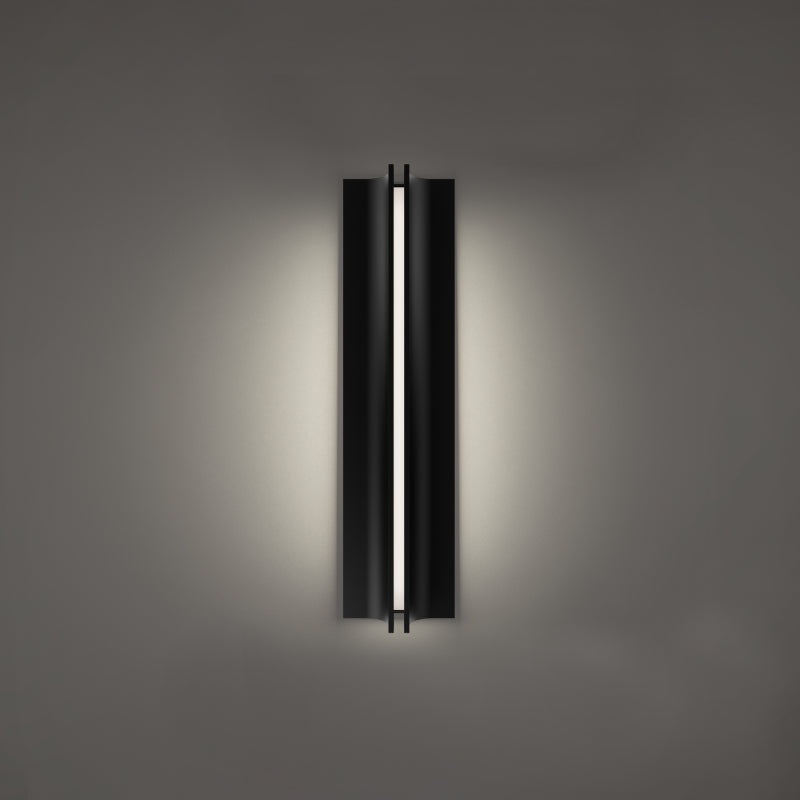 Modern Forms WS-W82522 Strait 22″ Tall LED Outdoor Wall Sconce