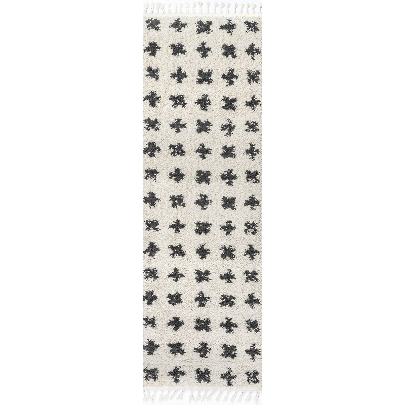 Adriana Cross Trellis Tasseled Rug | Off White